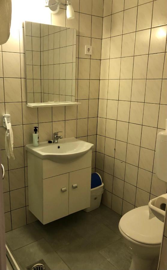 Tisza-Kert Apartmanok Tiszafüred Exterior foto